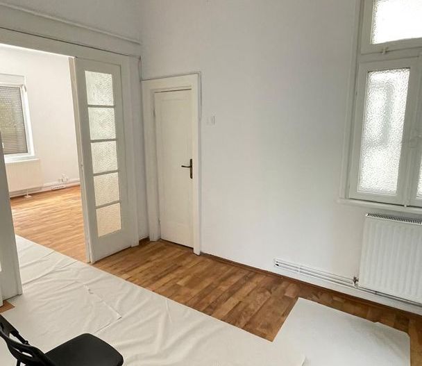 APARTAMENT IN VILA PARCARE ZONA UNIRIII - Poză 3