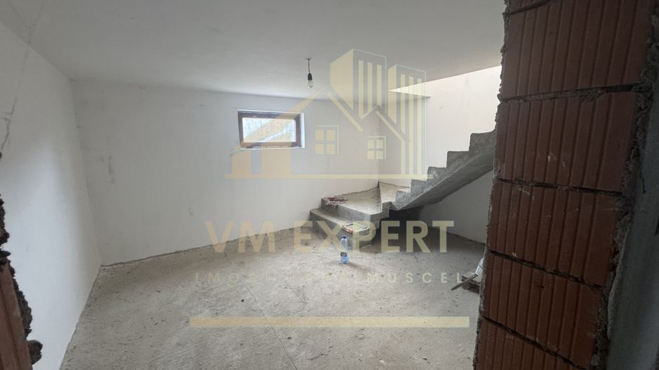 VILA 7 CAMERE TEREN 1654 MP BUGHEA DE JOS ARGES - Poză 24