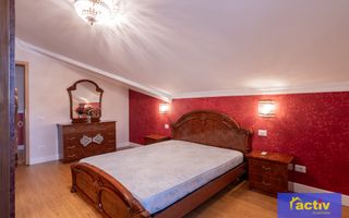 Vilă cu arhitectură aparte, spații generoase și curte intimă | Ovidiu - Poză 19