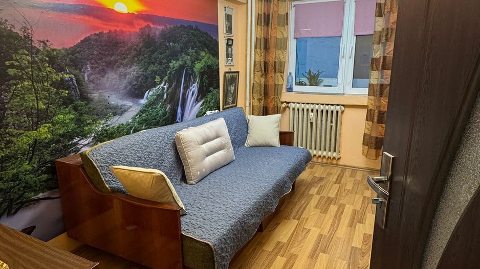 Apartament 3 camere - confort , siguranta si liniste - Poză 2