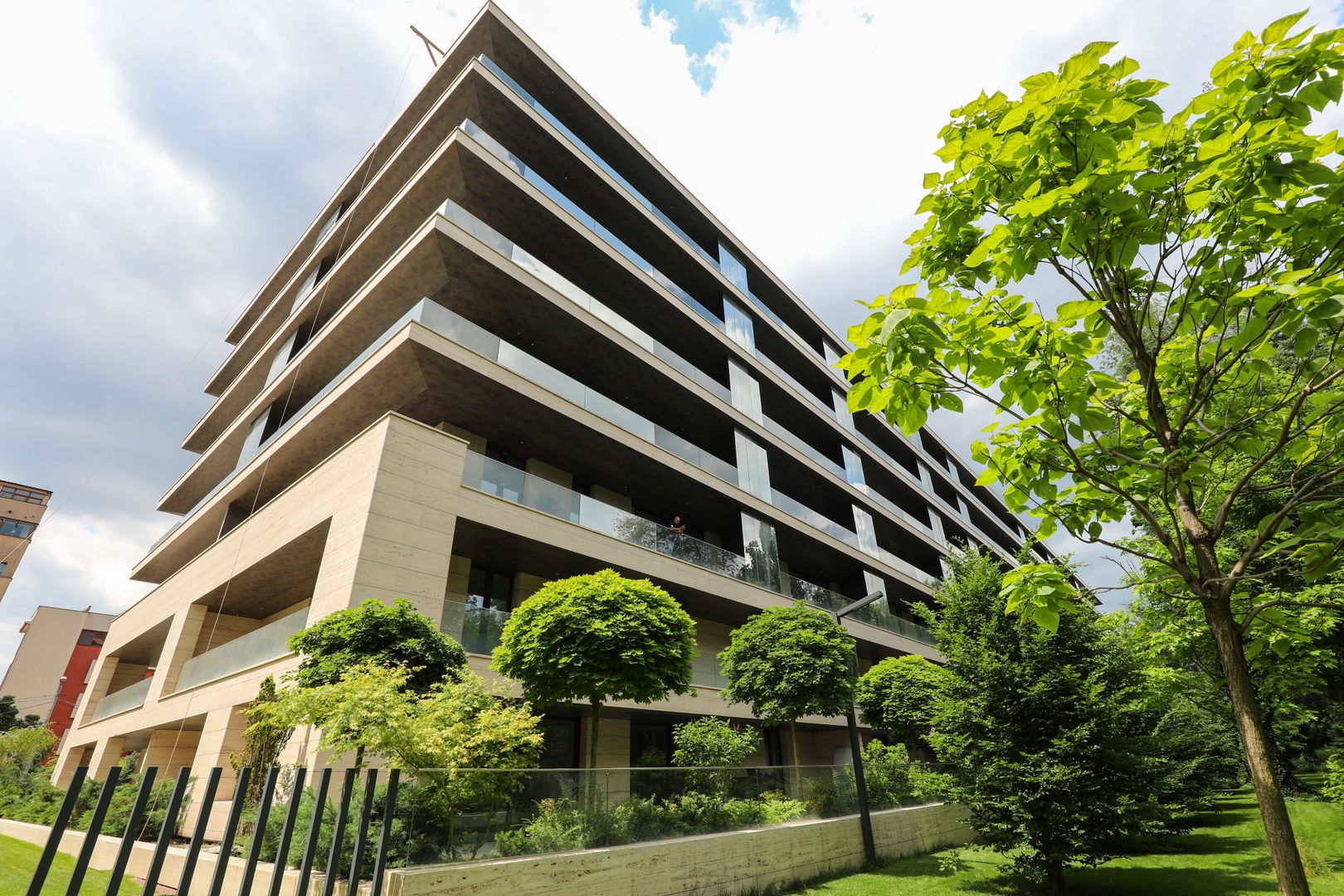 Apartament de lux Floreasca- lux și liniște în nordul Capitalei - Poză 2