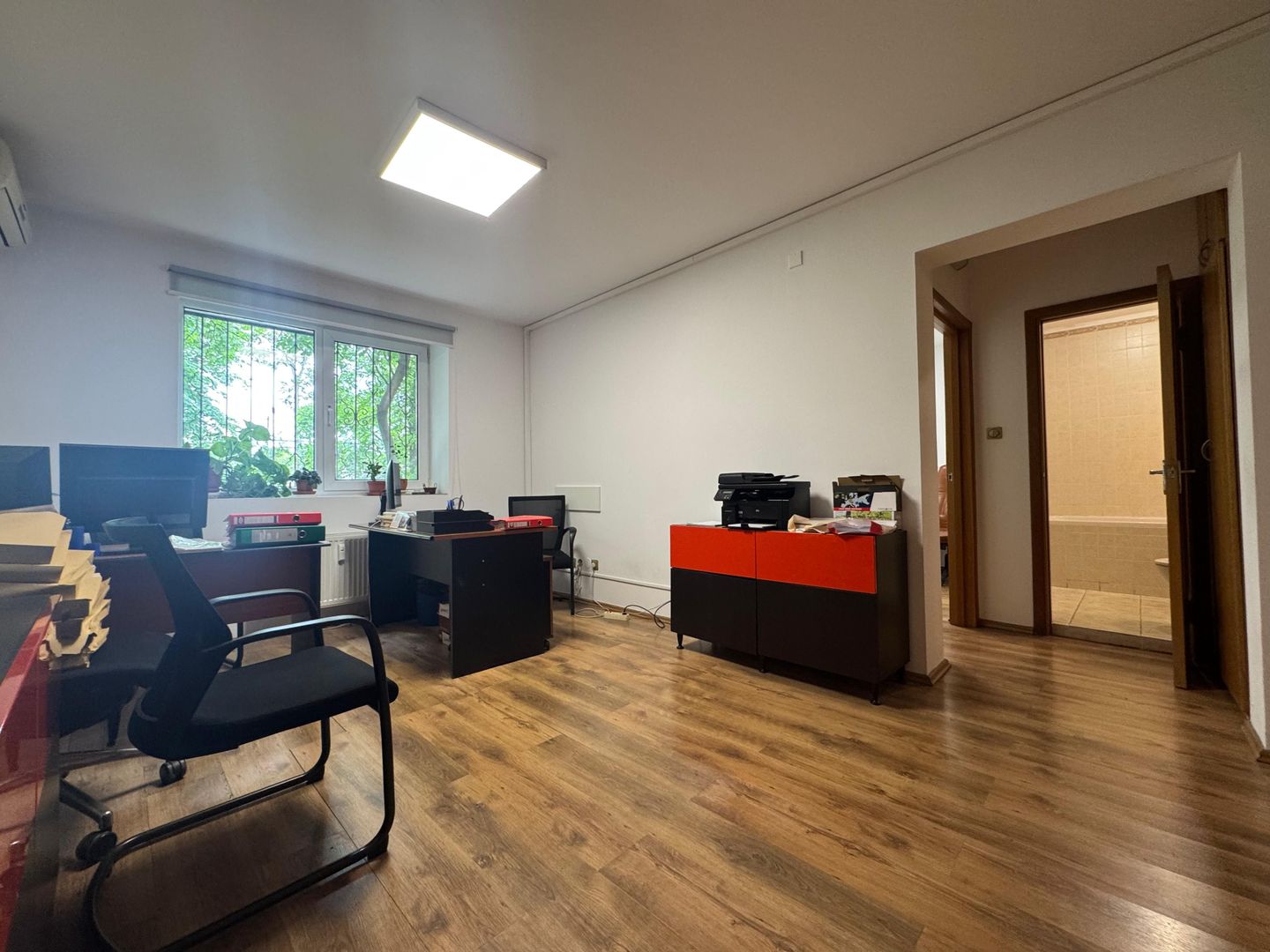 2 camere| SEMIDECOMANDAT VICTORIEI- DOROBANTI - Poză 2