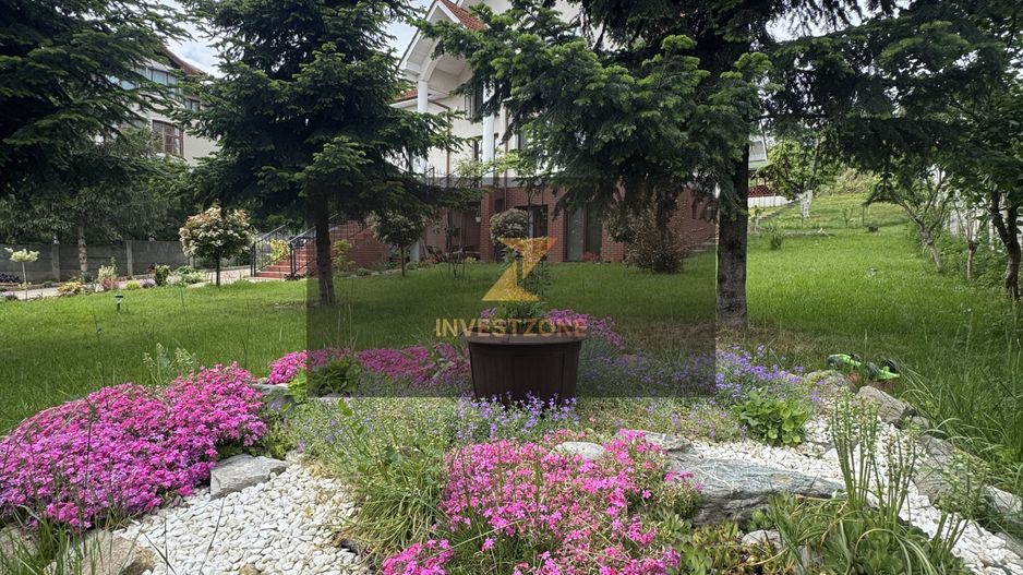 Casa spațioasă în Oradea str Izvorului - Poză 16