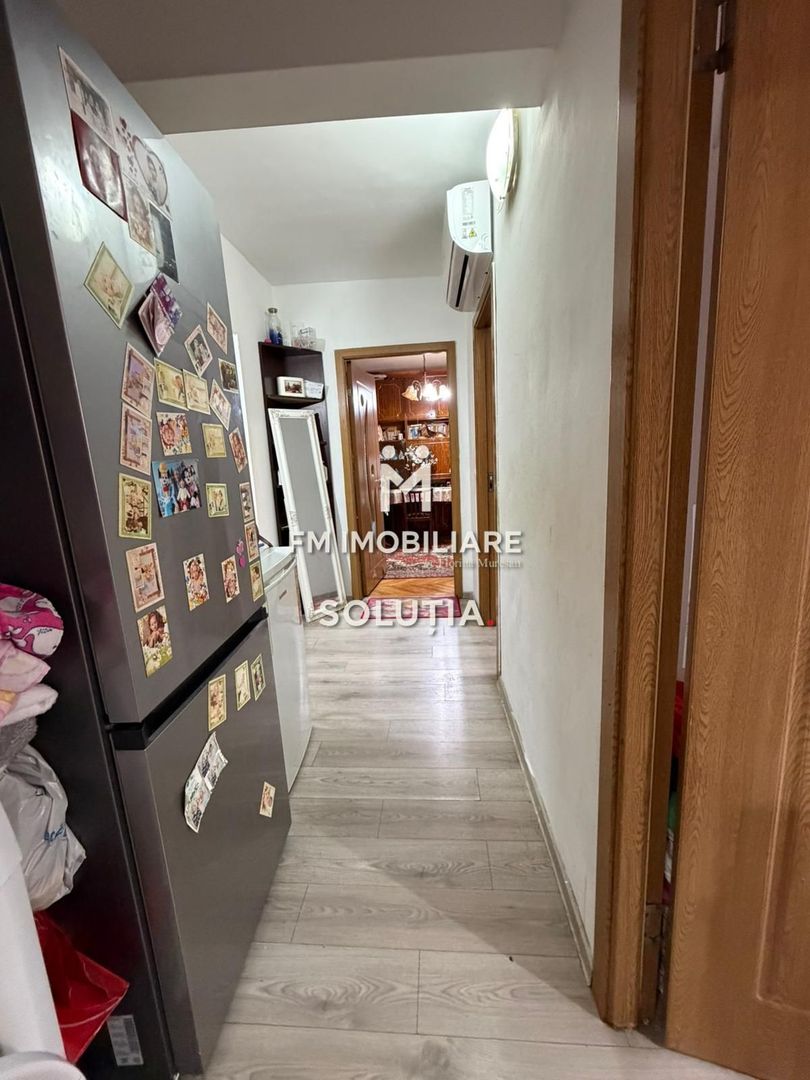 Apartament de vanzare decomandat -3 camere - Poză 4