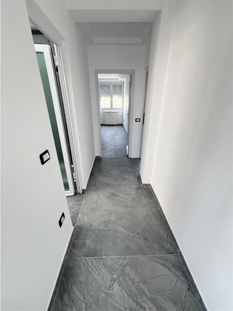 3 camere decomandat Ultracentral totul nou CENTRALA PROPRIE - Poză 16