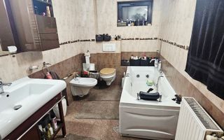 🏡 Casă deosebită – 2 unități locative, 6 dormitoare, zona Albert - Poză 20