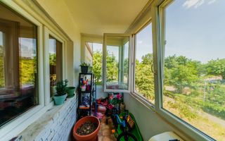 Apartament 2 camere, zona 300, decomandat, etaj 1 - Poză 11