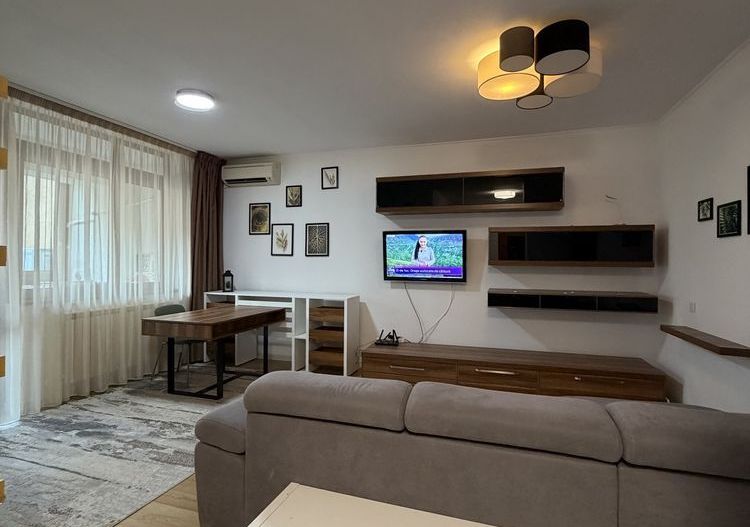 Închiriere Ap 2 camere Vitan Residence, garaj, centrală bloc - Poză 2