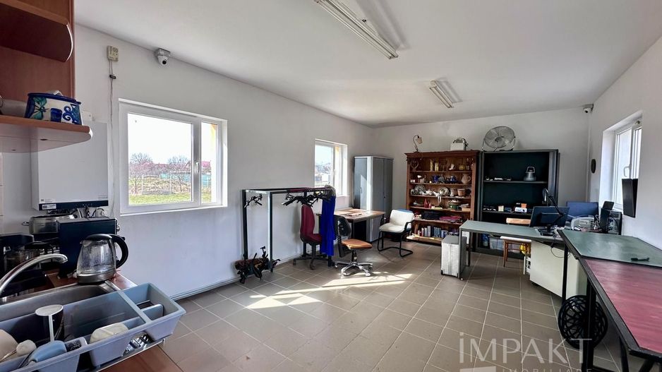 Floresti – Spatiu comercial 85 mp, acces parcare, securizat - Poză 4