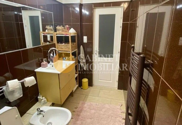 3 Camere Decomandat - Renovat  Mobilat/Utilat - Zona Dacia - Poză 8