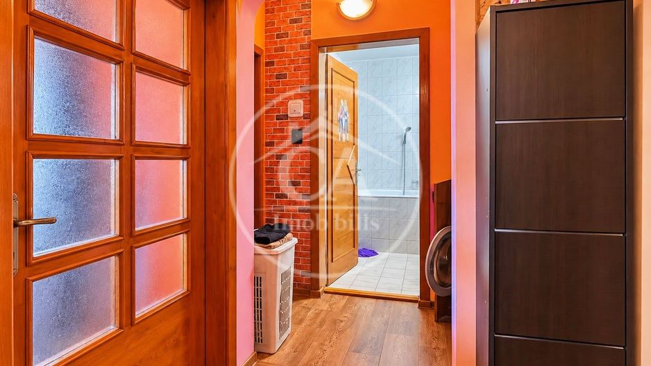 Apartament de vanzare cu 3 camere in zona Nufarul, Oradea - Poză 5