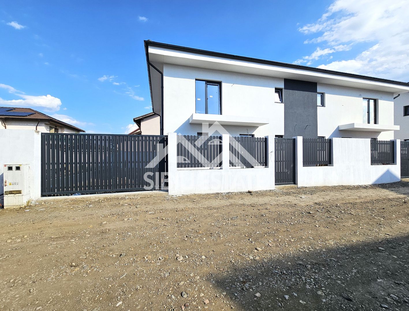 Casa Sibiu, Selimbar NOU 4 camere, 2 bai, pret BUN - Poză 1