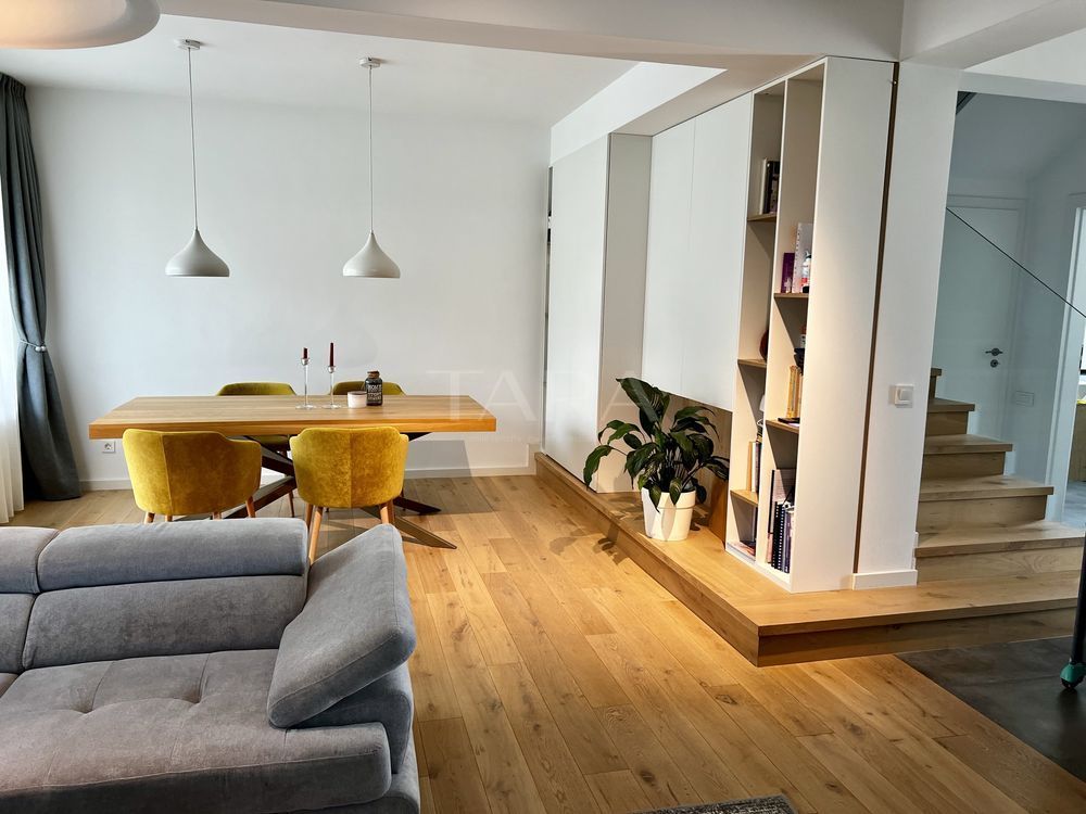 Triplex cu 4 camere de vanzare in Iris - Poză 2