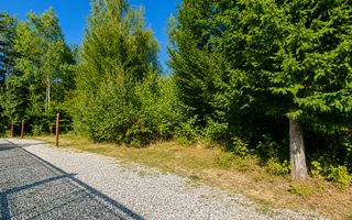 TEREN INTRAVILAN 744 MP | VALEA AVRIGULUI | IDEAL PENTRU CABANĂ - Poză 2