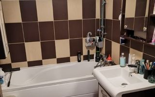 🏠Apartament 3 cam, Decomandat, 70MP / Et.1/4  // Canta - Poză 5