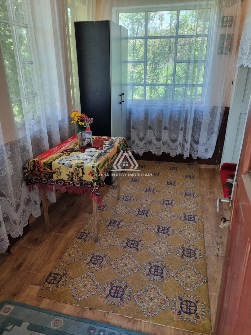 CASĂ LA ȚARĂ, SÂMBOLENI, COMUNA CAMARAȘU - Poză 9