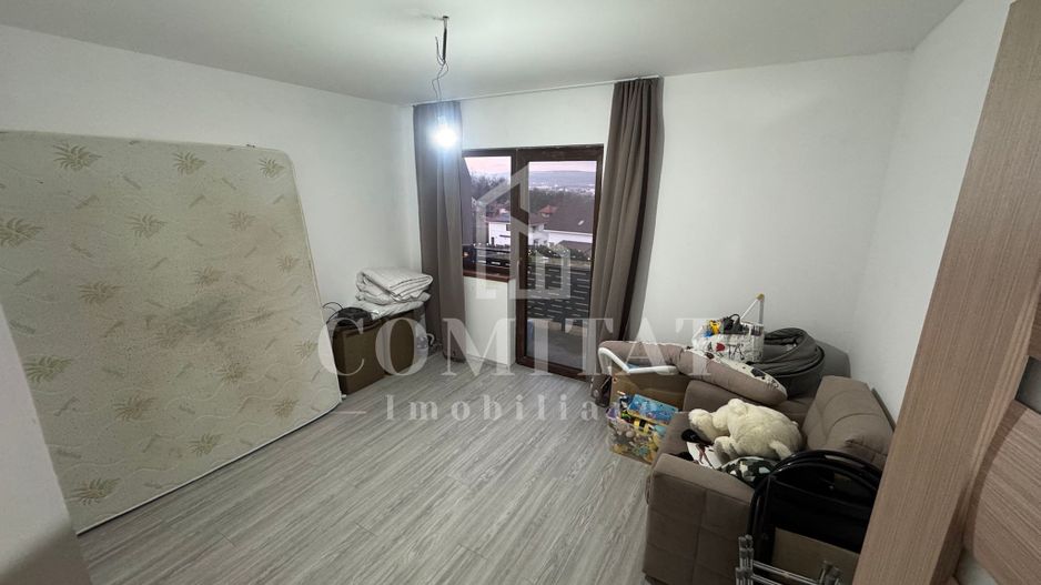 Casă tip duplex | Dezmir | Zonă rezidențială liniștită - Poză 1