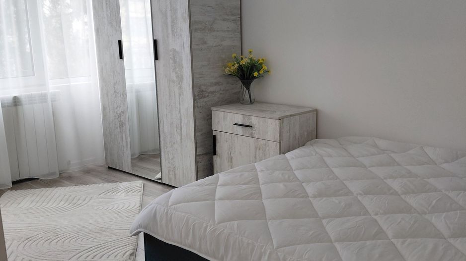 🏡  Apartament 3 camere – Micro 16,  etaj 2, (în spate la complex  Siret) - Poză 14