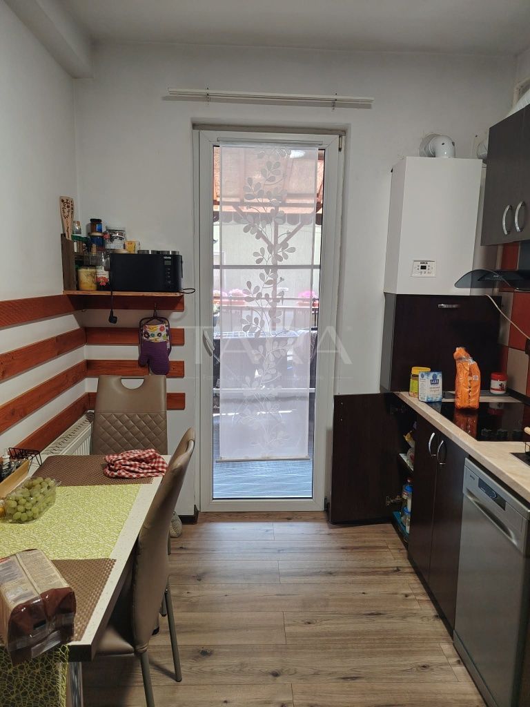 Apartament spațios cu terasă de 20 mp – zonă de case, liniște totală. - Poză 2