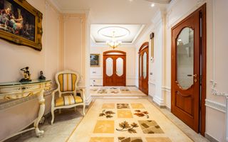 Se oferă spre chirie casă exclusivistă amplasată în Centul orașului - Poză 7