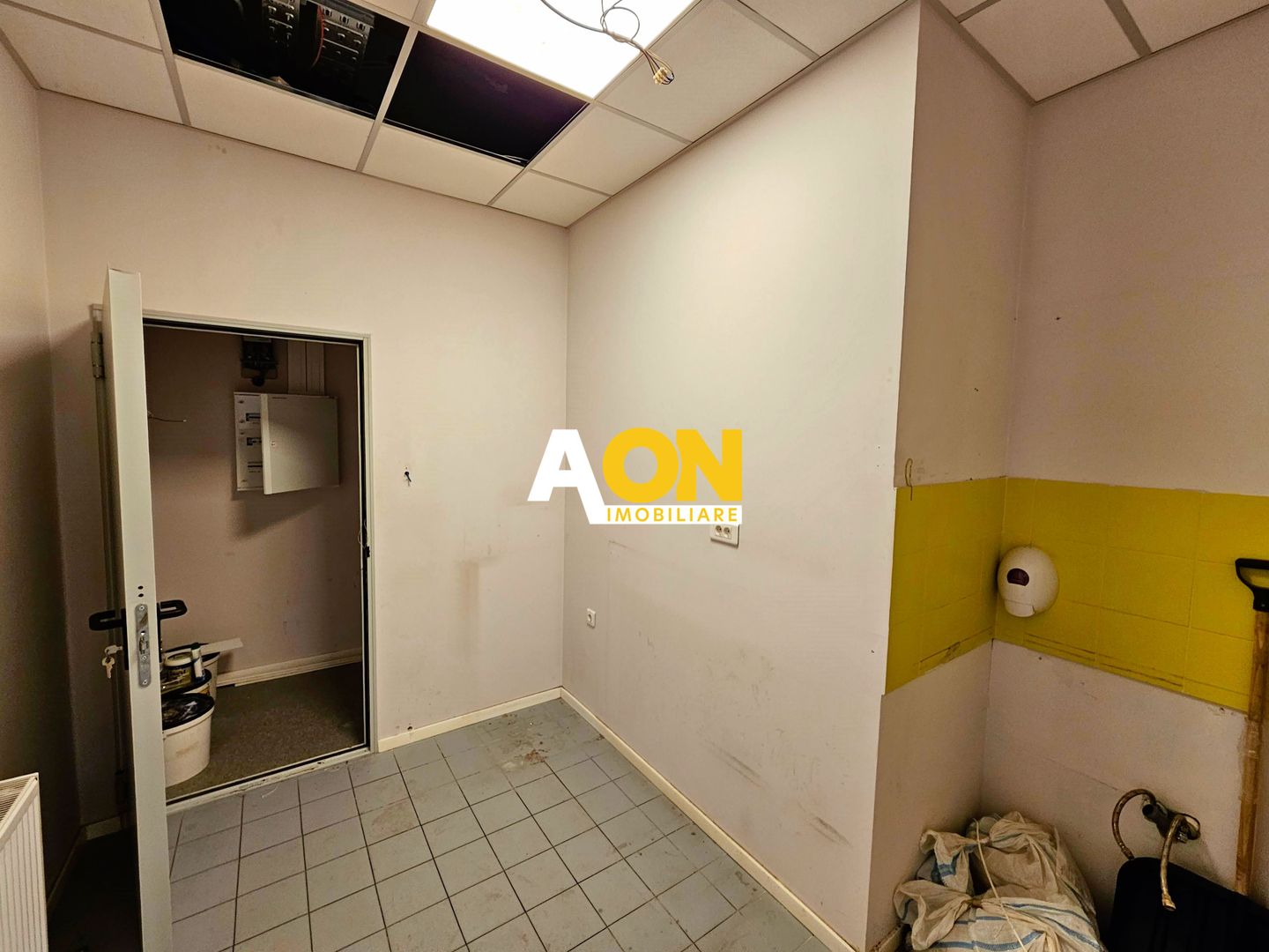 Spatiu comercial stradal, 130 mp utili, zona Ampoi 3 - Poză 6