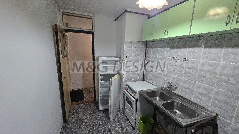 UrgentApartament 1 cameră, parter,35 mp - Poză 3