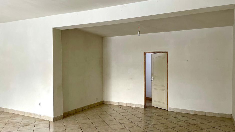 Spațiu comercial de Închiriere/Vânzare | 110 mp | Dornești - Poză 12