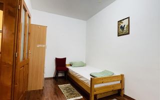 Casa Ultracentral 3 camere Oradea - Poză 3