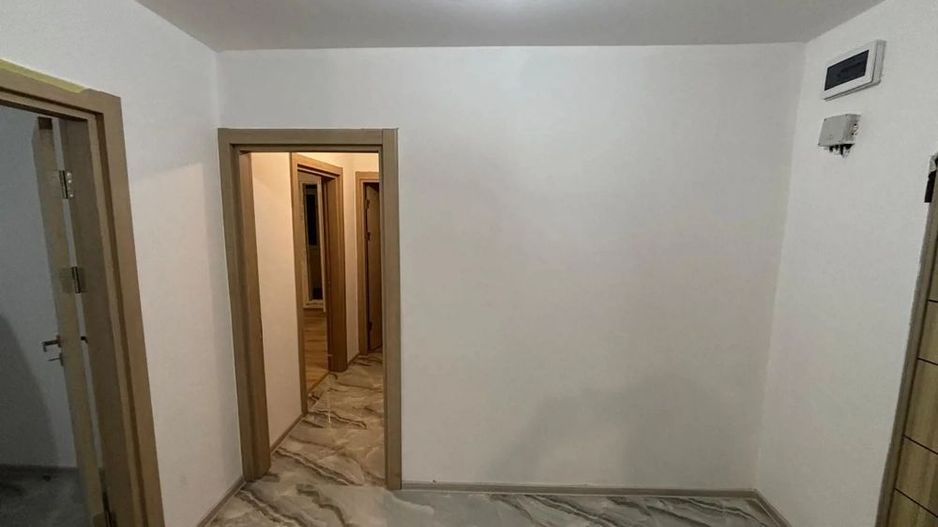De inchiriat apartament cu 3 camere NEMOBILAT, Brancoveanu sector4 - Poză 4