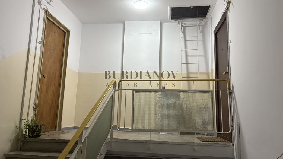 Apartament cu 3 camere de vânzare - 1 Decembrie 1918 - Sector 3 - Poză 17