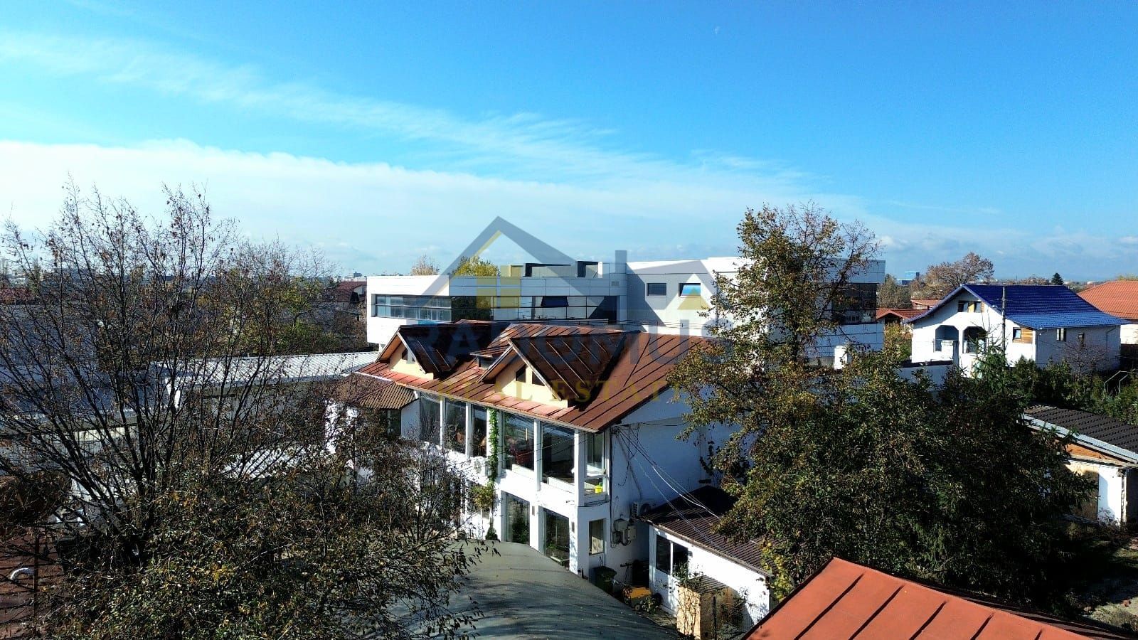 Casă cu piscină la preț de apartament - Ploiești - Teren 621 Mp - Poză 18