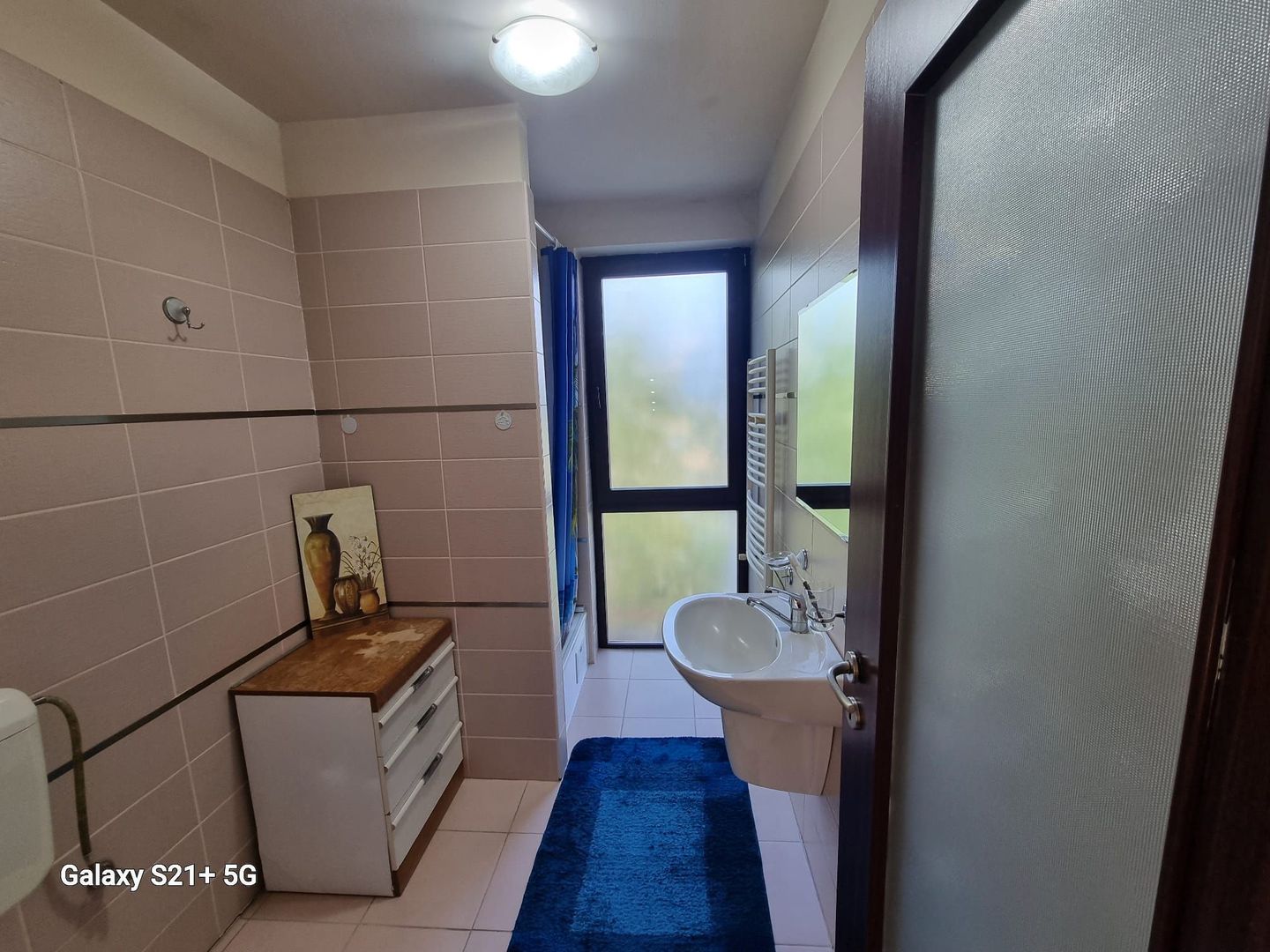 Vilă cu 4 camere de închiriat în zona Braytim cu piscina - Poză 21