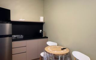 Apartament modern la vila cu gradina si teren 263mp aproape de centru - Poză 20