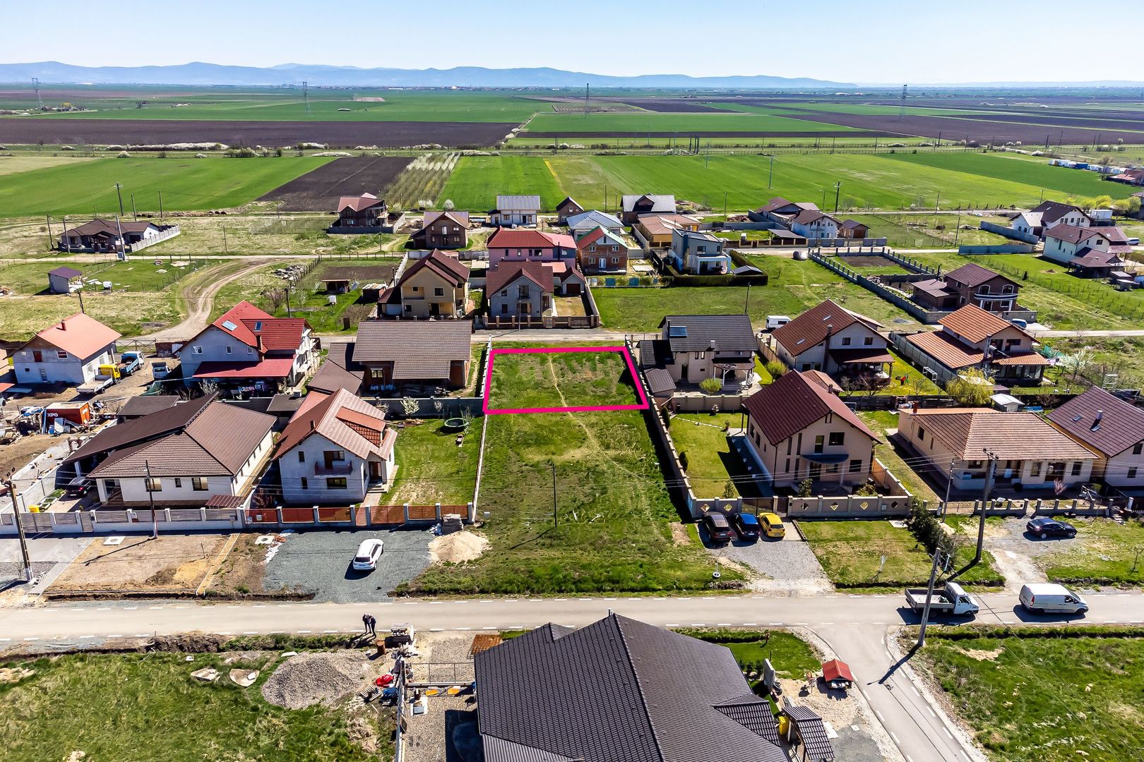 Teren cu utilități în Livada, suprafață 600 mp - Poză 3