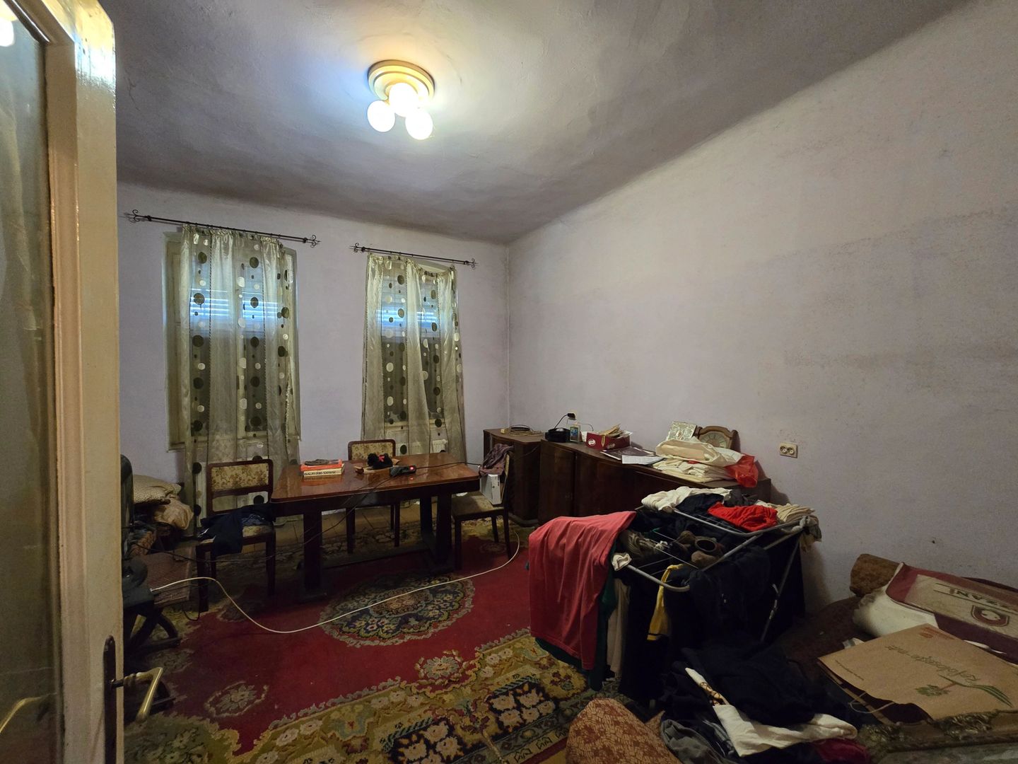 Apartament 4 camere, Zona Cetatii, Curte Comuna, Pivnita mare - Poză 3