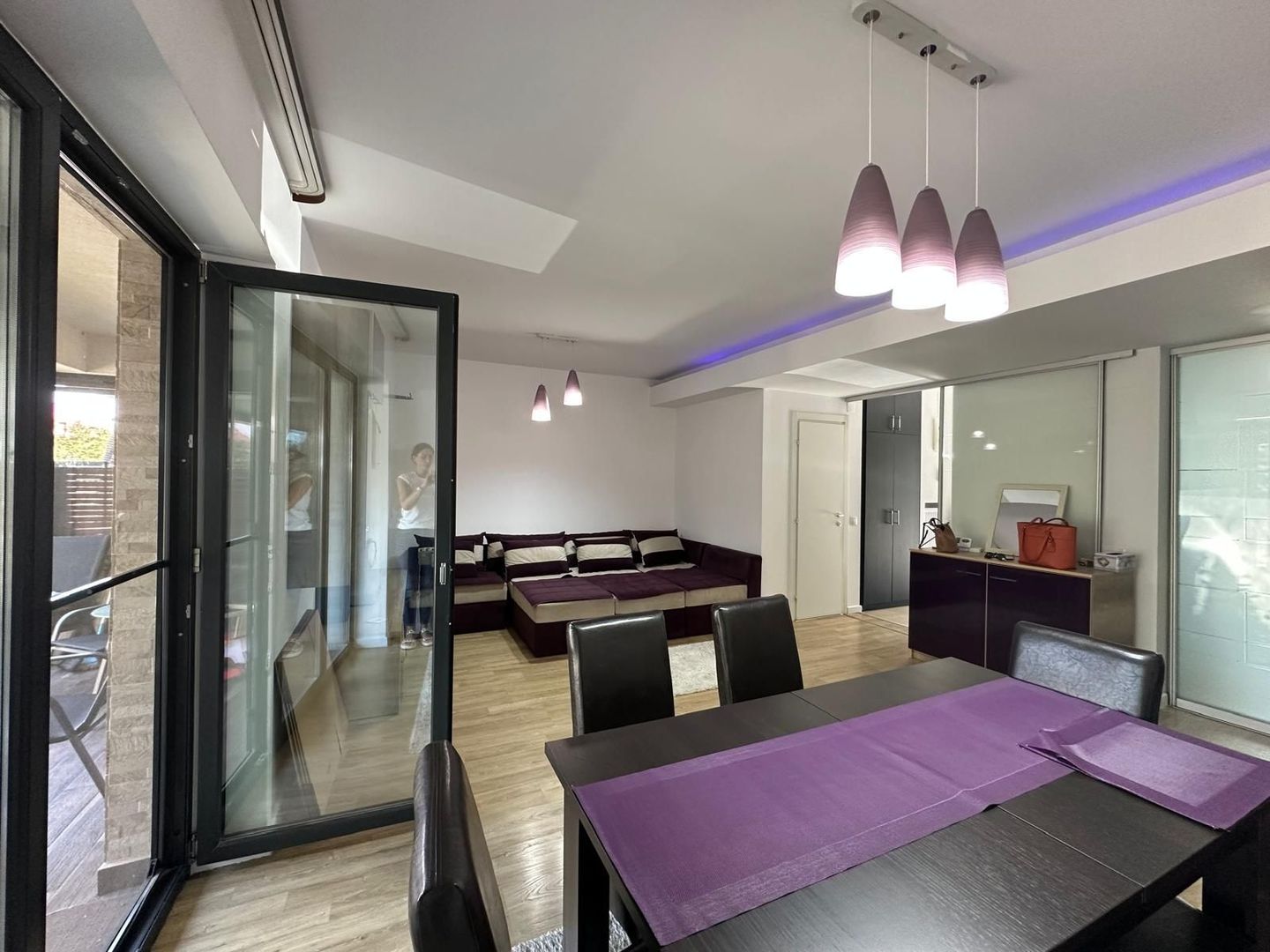 Prelungirea Ghencea – Casă spațioasă, mobilată și utilată, în complex - Poză 3