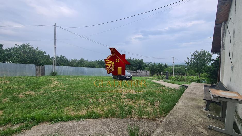 Casa + garaj + 1400 mp teren in Tomesti Goruni, zona de vis, nu rata - Poză 27