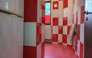 Renovat, vedere in curtea interioara, spatios, Calea Victoriei Piata Victoriei - Poză 4