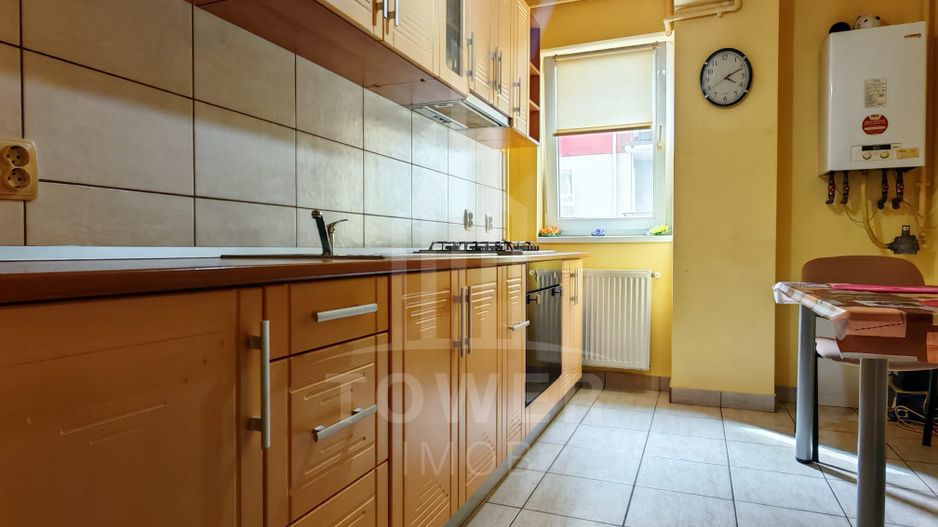 Apartament Decomandat – Etaj 1, Zona Turnișor - Poză 1