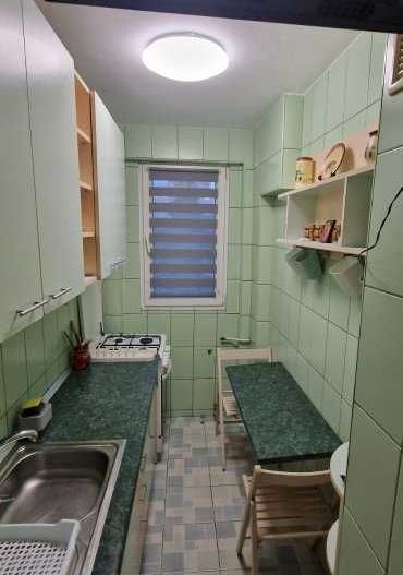 Apartament 2 camere, parcare inclusa, balcon, metrou 4 minute - Poză 6