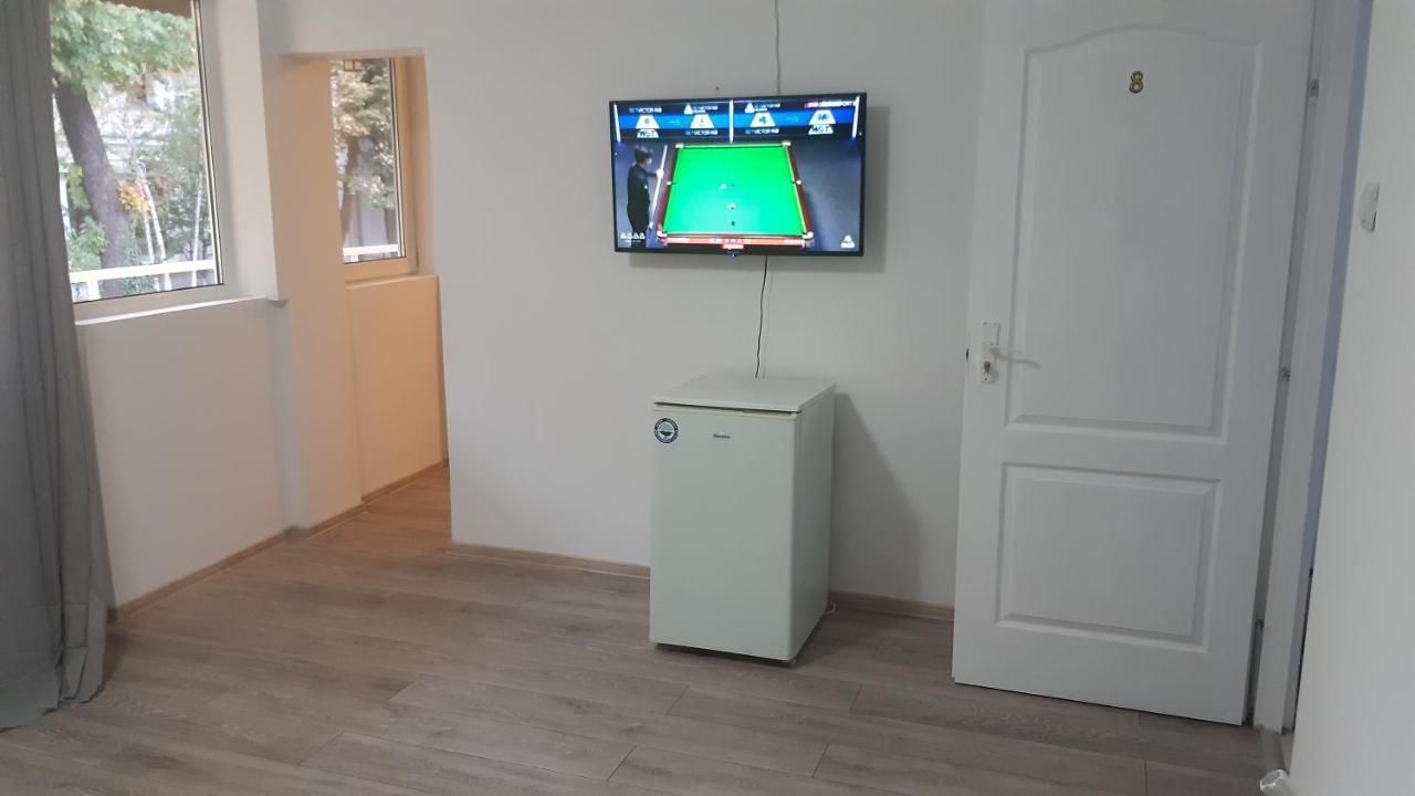 PENSIUNE 10 CAMERE DE ÎNCHIRIAT - BUCUREȘTI - Poză 22