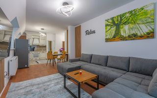 Apartament 2 camere tip penthouse Rasnov | Terasa 50 mp - Poză 2
