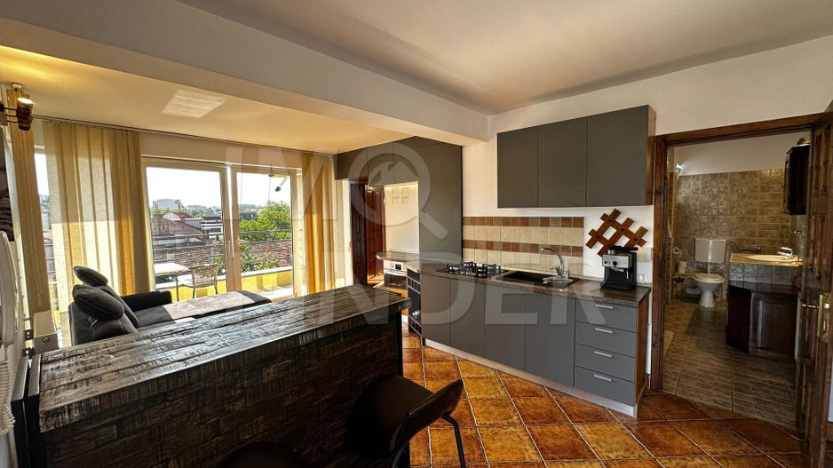 Inchiriere apartament 3 camere in Vila, Central - Poză 3