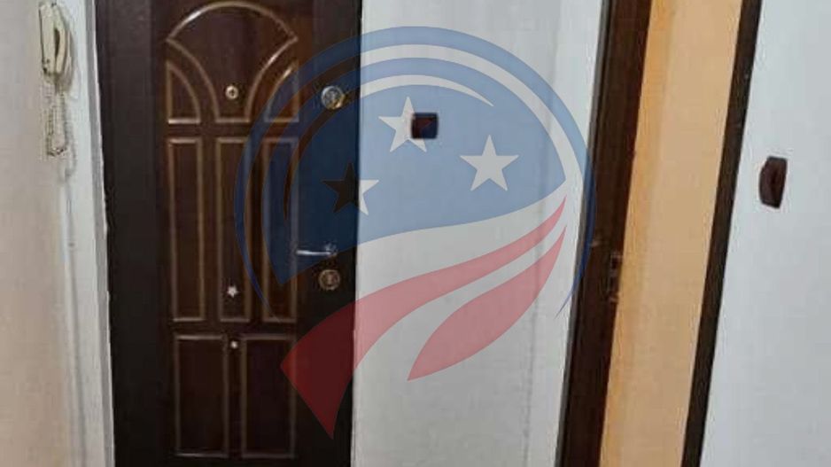 CHIRIE APARTAMENT 3 CAMERE 1 MAI - Poză 2