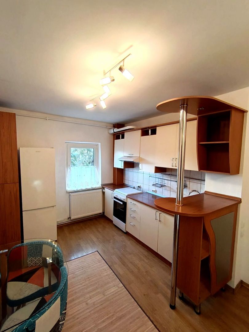 Apartament cu 2 camere, 55 mp, centrală proprie și aer condiționat - Poză 5