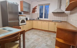 Casa de 4 camere, 240mp, garaj, Zona Dimitrie Cantemir - Poză 4