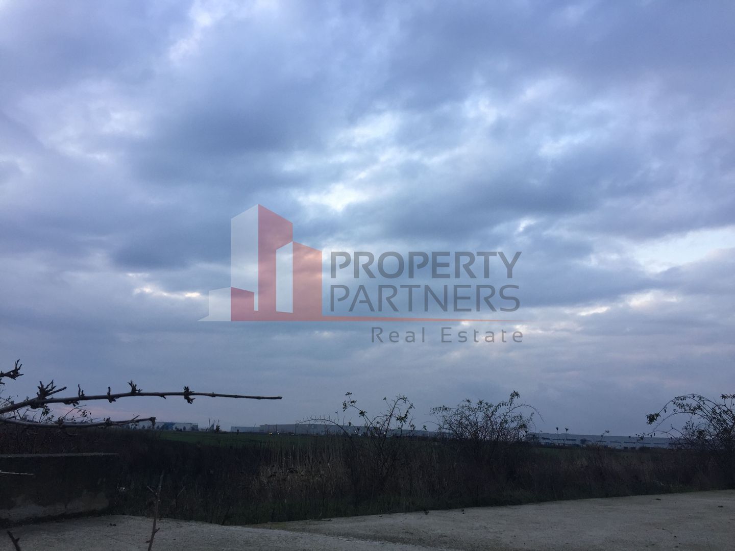 Teren de vanzare in Ciorogarla, parcelabil, minim 6 ha - Poză 1