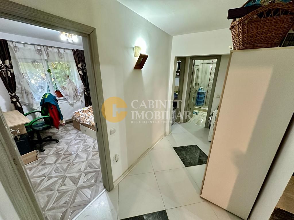 Apartament cu 4 Camere Decomandat - Parter Inalt - Zona Nicolina-Frumoasa - Poză 10