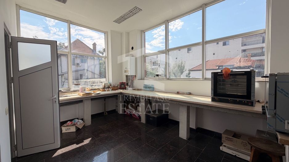 Spatiu comercial | Militari | 196 Mp | Centrala | 2012 | Comision 0% - Poză 3