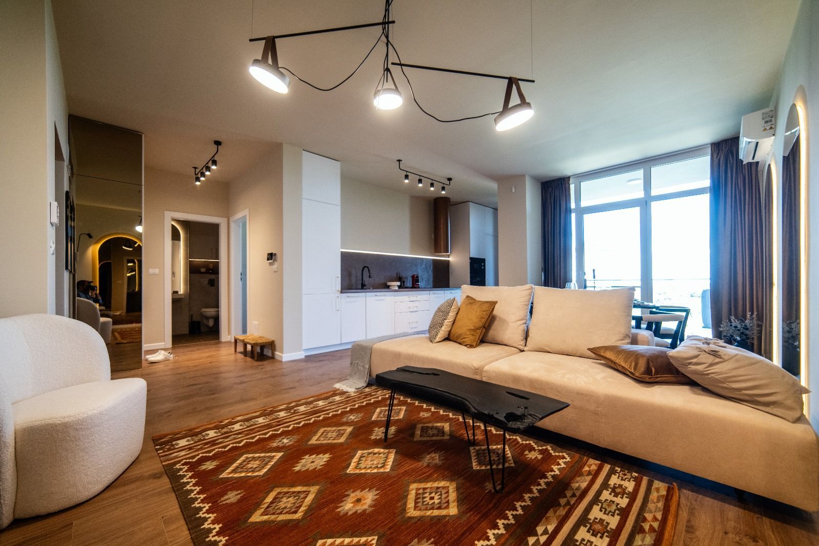 Apartament la Nord One -loc de parcare - Poză 1